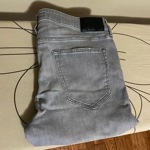 Men’s gray ripped express jeans. Slim fit 36X32